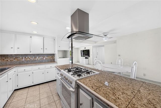 8400 Handel Drive, Buena Park, CA 90621