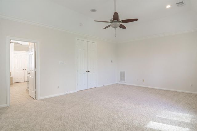 302 S Gate Stone, Houston, TX 77007