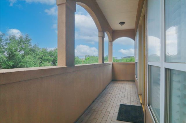 302 S Gate Stone, Houston, TX 77007