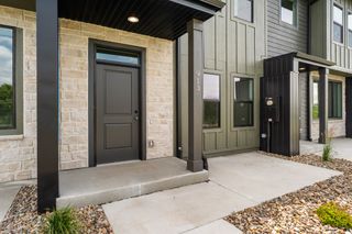 907 Percheron Lane, Norwalk, IA 50211
