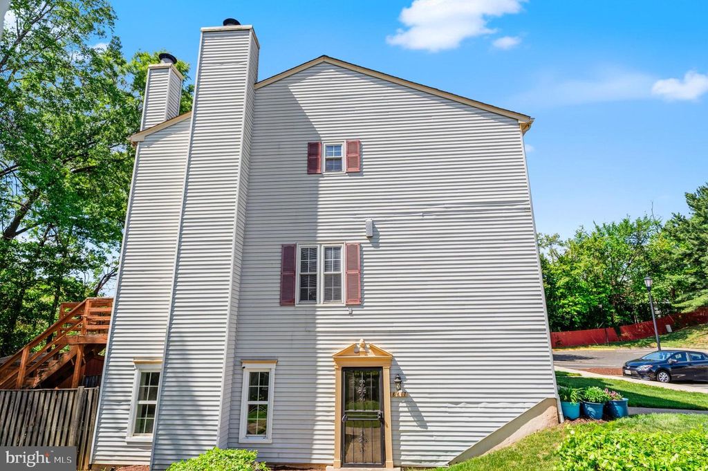 Image 1 of property listing at 8617 CIPRIANO SPRINGS CT, Lanham, MD 20706