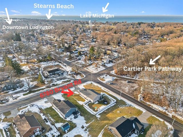 6780 W Bryant Road, Ludington, MI 49431