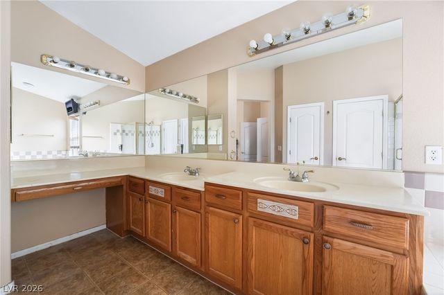 7091 Whistler Ridge Avenue, Las Vegas, NV 89110