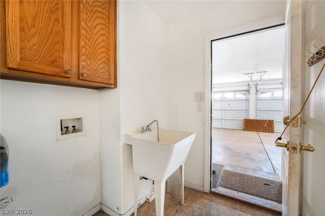 7091 Whistler Ridge Avenue, Las Vegas, NV 89110