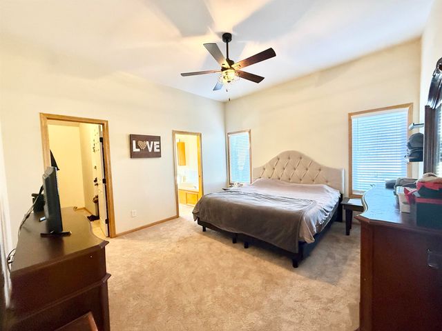 325 S Chippers Ct, Andover, KS 67002
