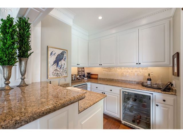3131 COEUR D ALENE Dr, West Linn, OR 97068