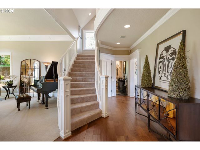 3131 COEUR D ALENE Dr, West Linn, OR 97068