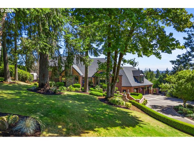 3131 COEUR D ALENE Dr, West Linn, OR 97068