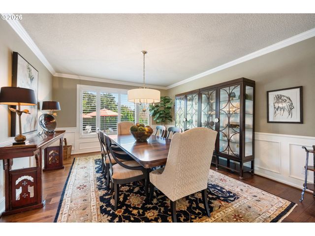 3131 COEUR D ALENE Dr, West Linn, OR 97068
