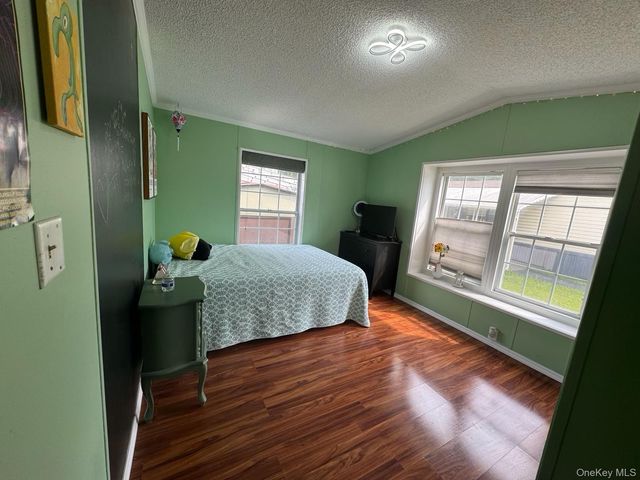 146 Parkway Trailer CT., Pomona, NY 10970
