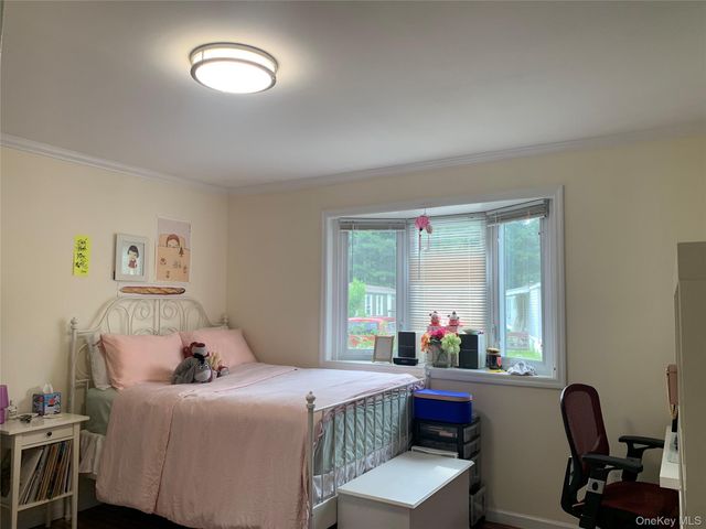 146 Parkway Trailer CT., Pomona, NY 10970