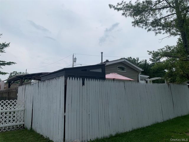 146 Parkway Trailer CT., Pomona, NY 10970