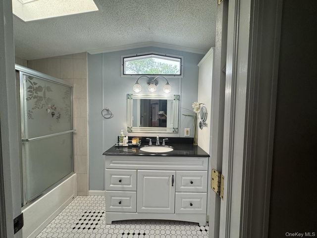 146 Parkway Trailer CT., Pomona, NY 10970