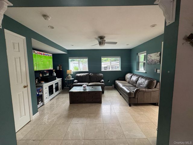 146 Parkway Trailer CT., Pomona, NY 10970