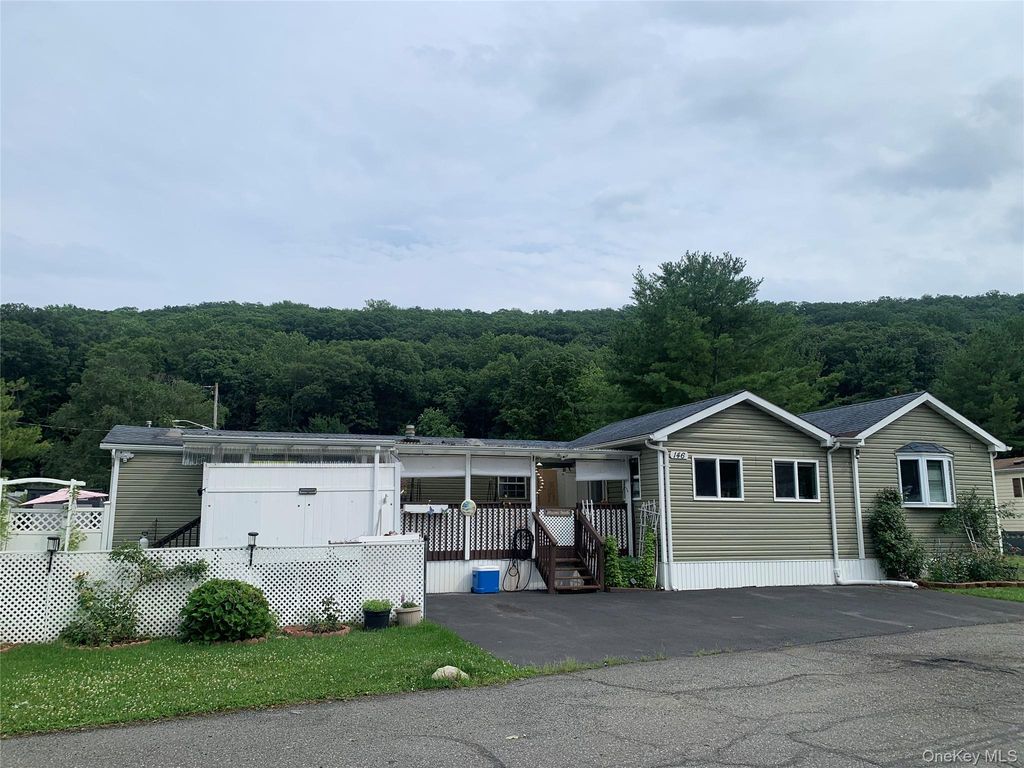 146 Parkway Trailer CT., Pomona, NY 10970