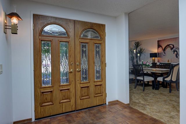 5825 Oak Garden Ct, Orangevale, CA 95662