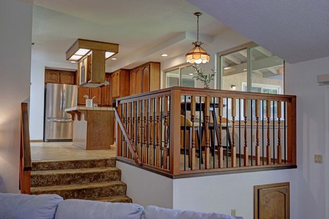 5825 Oak Garden Ct, Orangevale, CA 95662