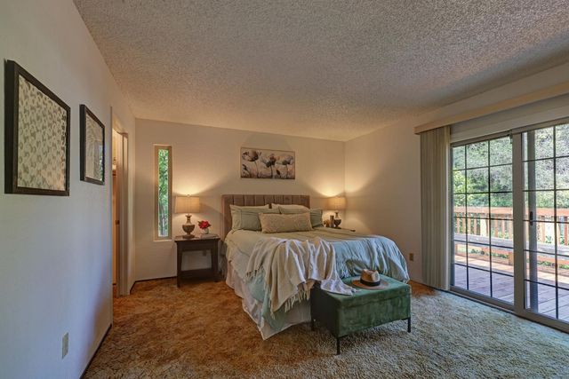 5825 Oak Garden Ct, Orangevale, CA 95662