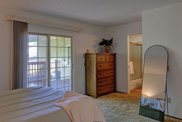 5825 Oak Garden Ct, Orangevale, CA 95662