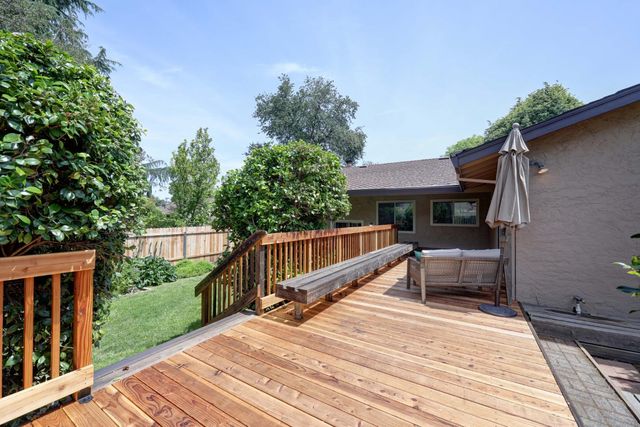5825 Oak Garden Ct, Orangevale, CA 95662