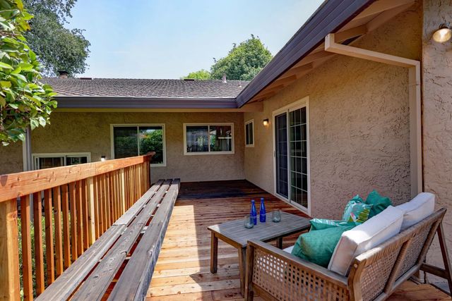 5825 Oak Garden Ct, Orangevale, CA 95662