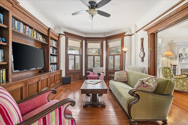 102 Sea Cliff Avenue, Sea Cliff, NY 11579