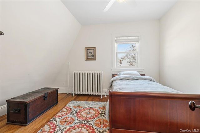 102 Sea Cliff Avenue, Sea Cliff, NY 11579