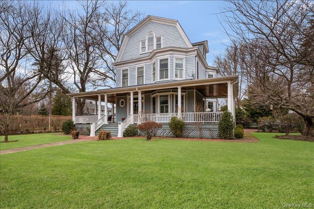 102 Sea Cliff Avenue, Sea Cliff, NY 11579