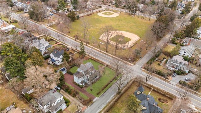 102 Sea Cliff Avenue, Sea Cliff, NY 11579