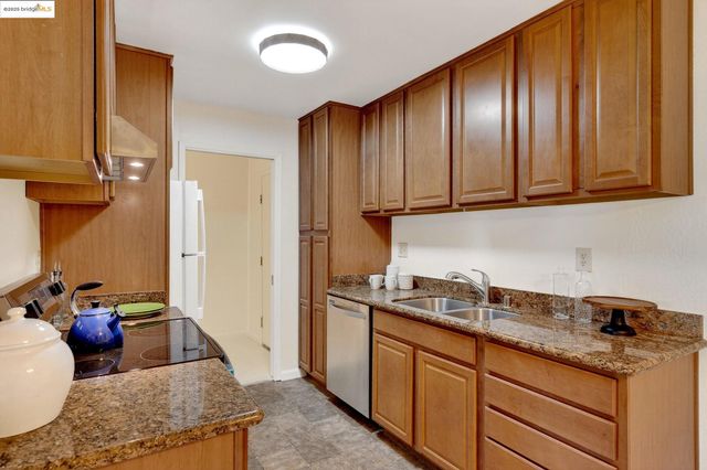 1311 Webster St E316, Alameda, CA 94501