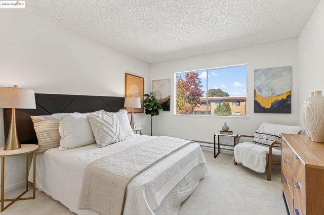 1311 Webster St E316, Alameda, CA 94501