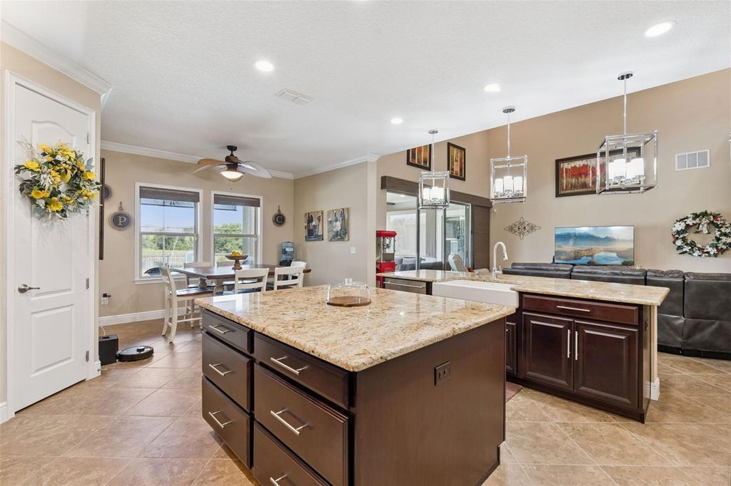 Image 18 of property listing at 540 BELLFLOWER WAY, Clermont, FL 34715