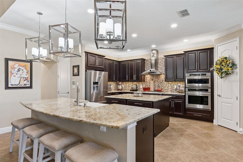 Image 19 of property listing at 540 BELLFLOWER WAY, Clermont, FL 34715