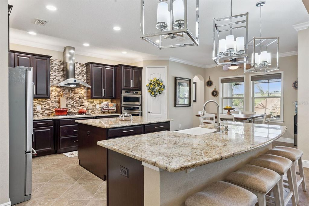 Image 20 of property listing at 540 BELLFLOWER WAY, Clermont, FL 34715
