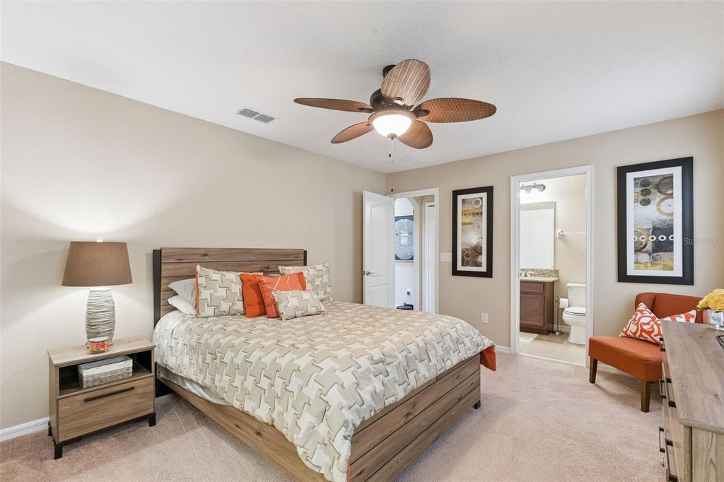 Image 34 of property listing at 540 BELLFLOWER WAY, Clermont, FL 34715