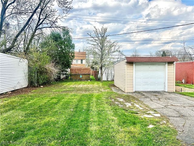 67 Forbes Road, Bedford, OH 44146