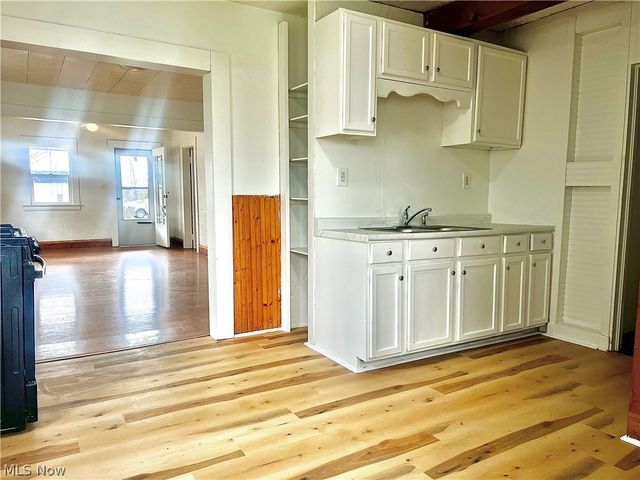 67 Forbes Road, Bedford, OH 44146