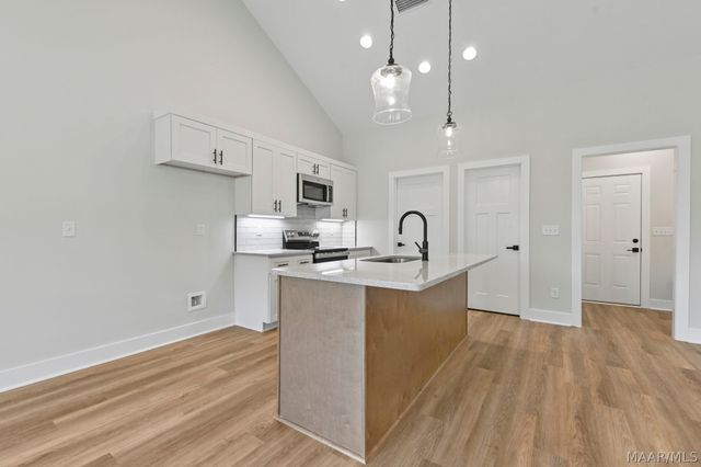 134 Madix Drive, Eclectic, AL 36024