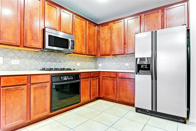 423 Rainforest Court, Murphy, TX 75094