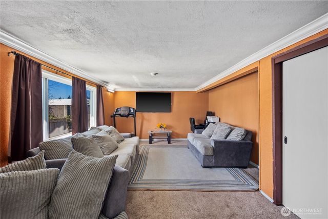 3206 S 221st Street, Seatac, WA 98198