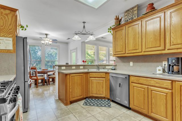 218 New Market Road, Mesquite, TX 75149