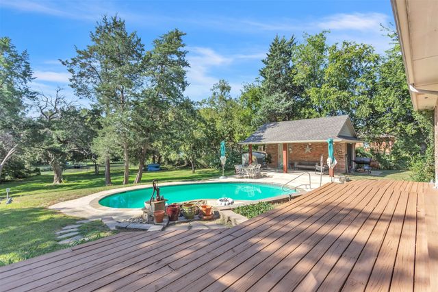 218 New Market Road, Mesquite, TX 75149