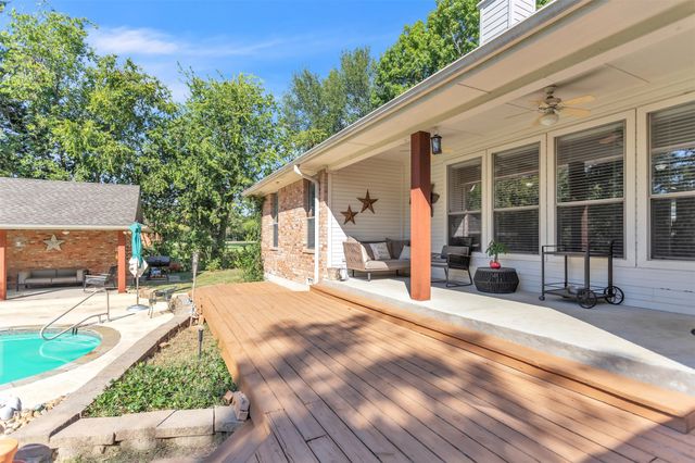 218 New Market Road, Mesquite, TX 75149