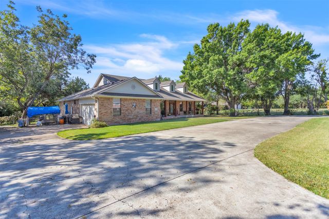 218 New Market Road, Mesquite, TX 75149