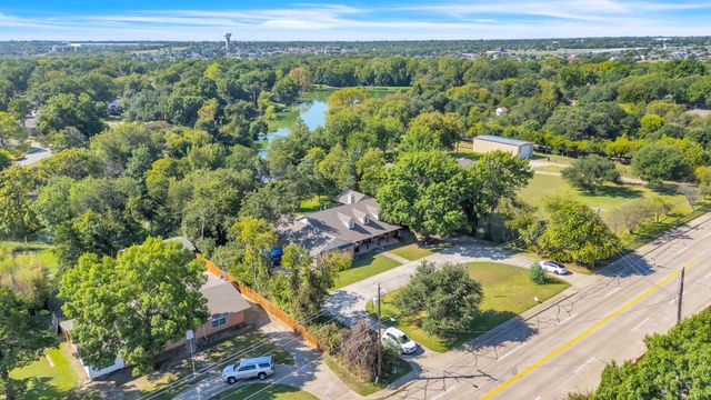 218 New Market Road, Mesquite, TX 75149