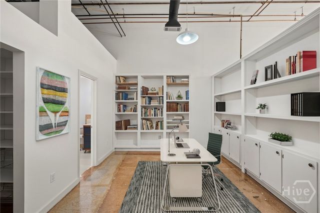 585 White Circle 509, Athens, GA 30605