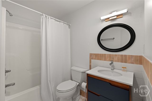 585 White Circle 509, Athens, GA 30605