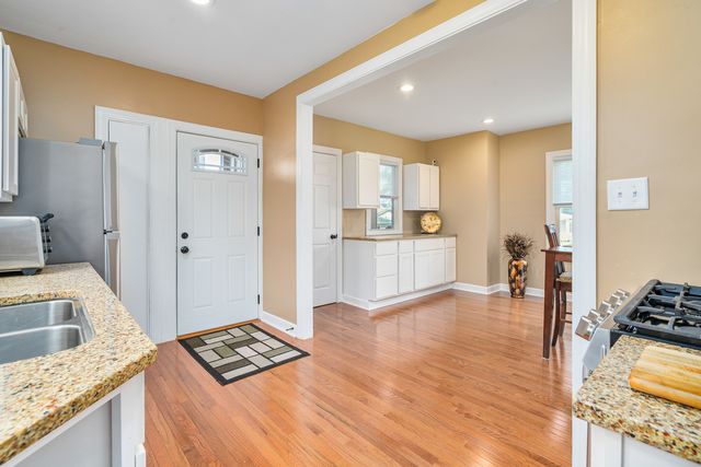 1627 S 14th Avenue, Maywood, IL 60153
