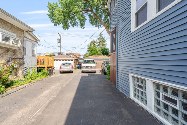 1627 S 14th Avenue, Maywood, IL 60153