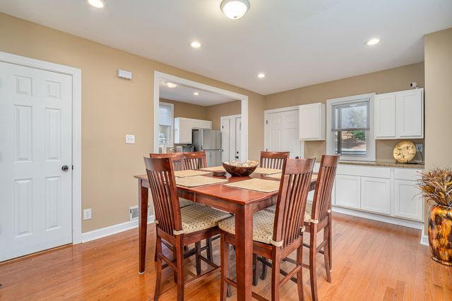 1627 S 14th Avenue, Maywood, IL 60153